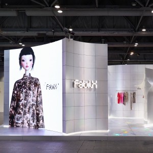 FabriX再度亮相2025 ComplexCon香港，打造數位時尚與AI體驗新標準